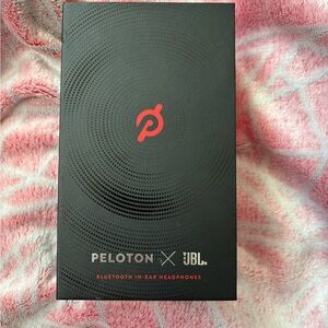 JBL Black Bluetooth Earbud Headphones